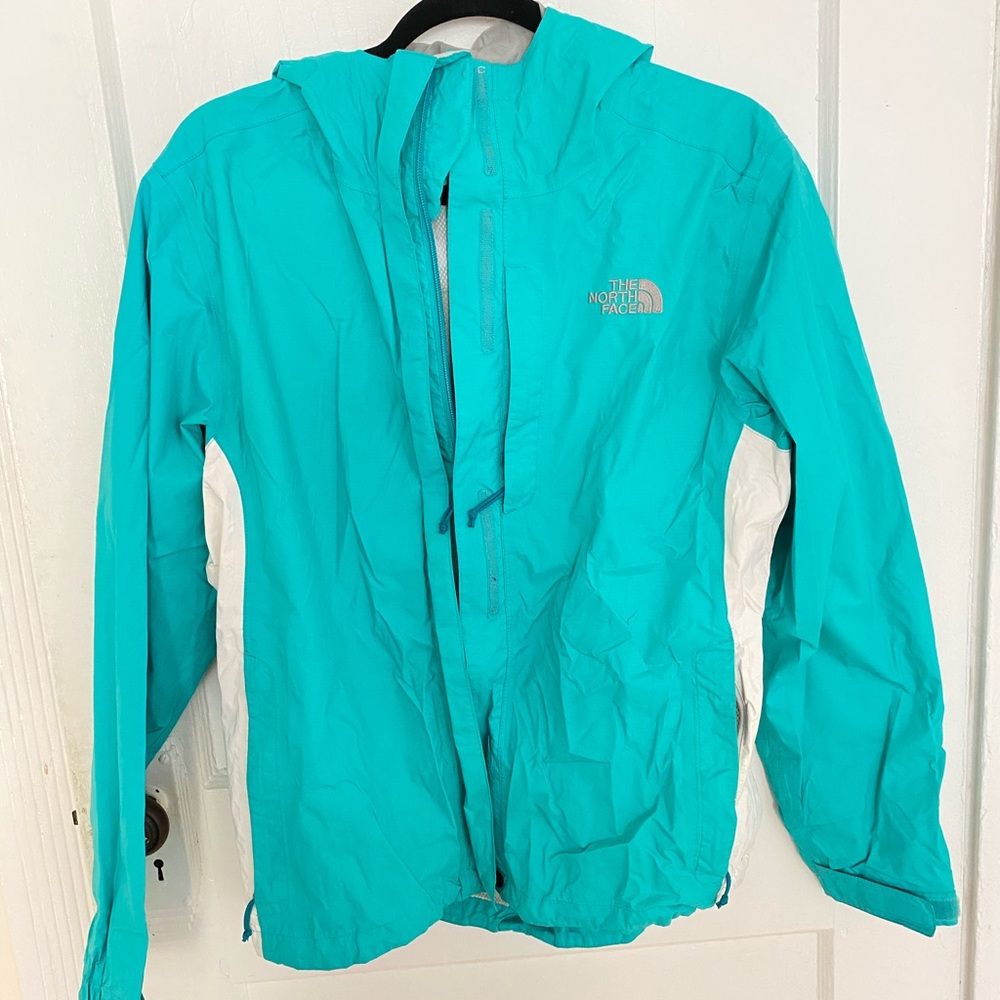North Face Womens Rain Jacket / Windbreaker